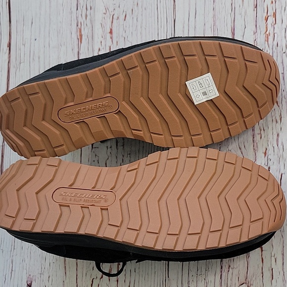 SKETCHERS Black and Tan Suede Sneakers/Work Shoes NTW Men's SIZE 9.5 - Picture 9 of 15